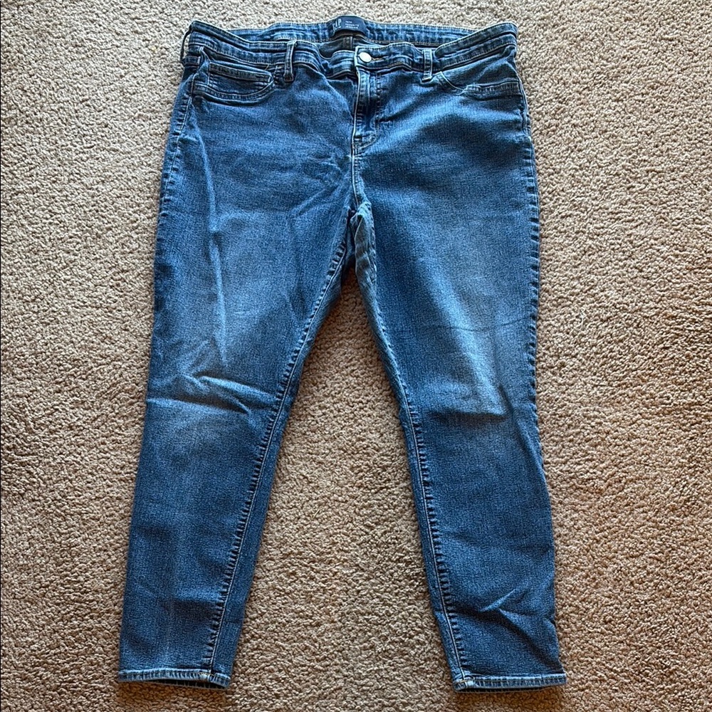 🌸3/$15🌸 Gap Women's Skinny Jeans—Size 18